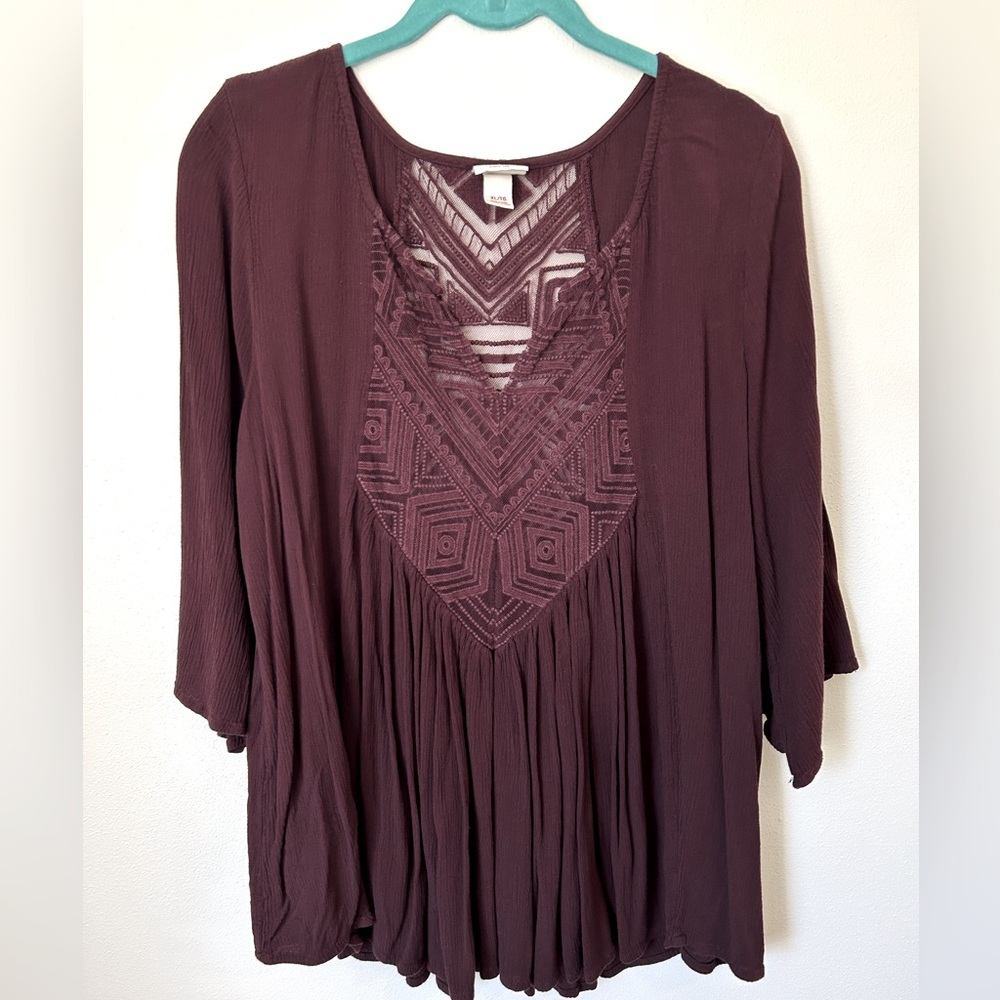 Women's maroon top XL Mossimo